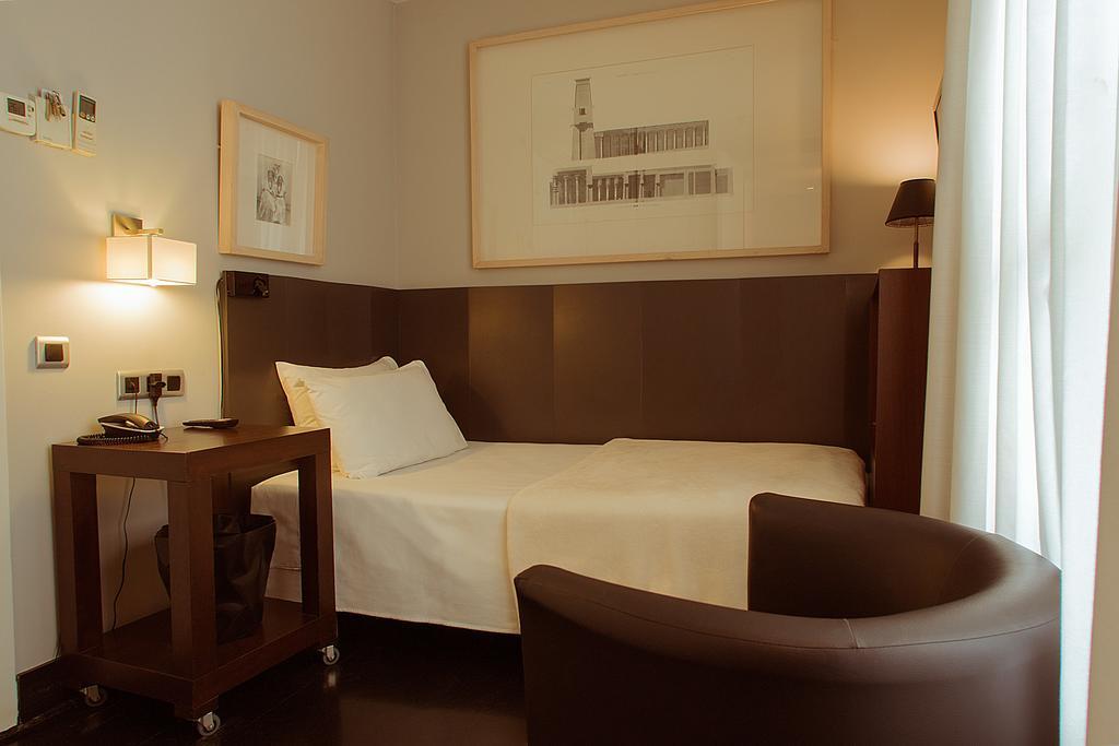Hotel Banys Orientals Barcelona Exterior foto